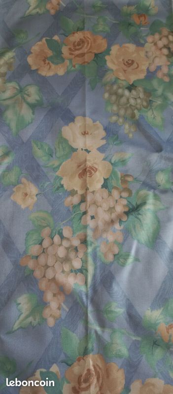 Tissu ameublement oal trellis by ltd united kingdom fleurs roses BLEU (image 1)