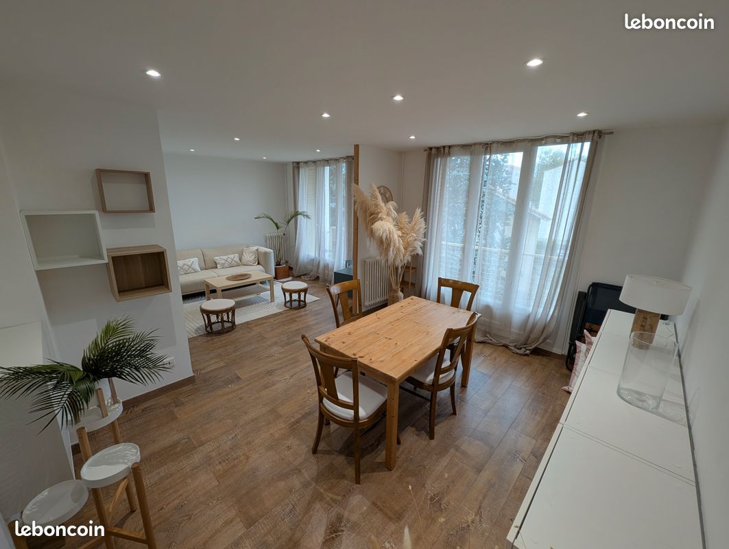 Appartement 3 pièces 65 m² · à Valence · 65 m² · 890 €/mois