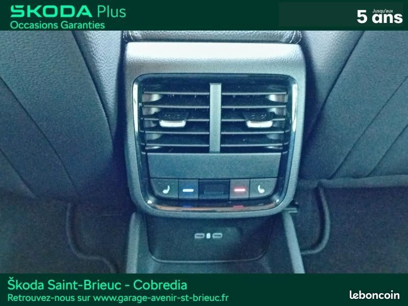 Skoda Octavia Combi 2.0 TDI SCR 150ch Sportline DSG7 (image 14)