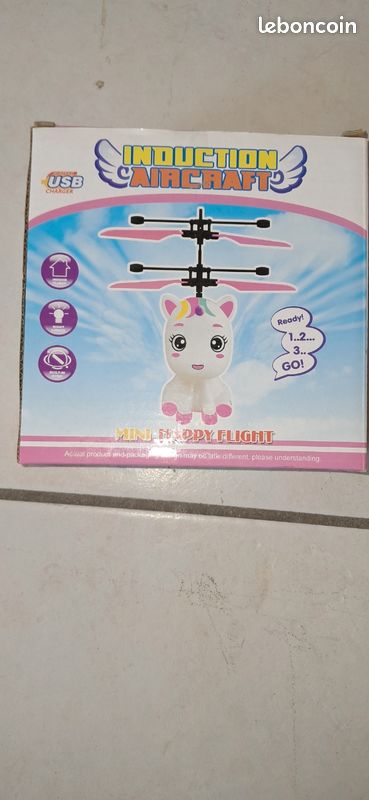 Drone enfant fille (image 5)