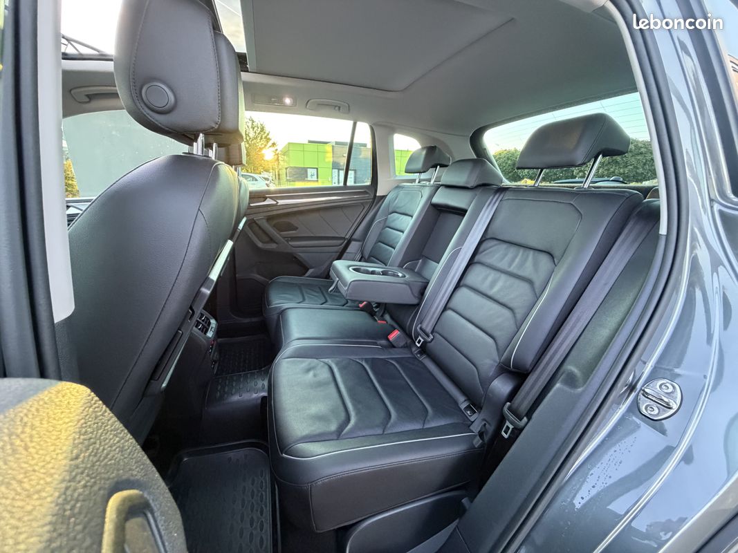 VOLKSWAGEN Tiguan 2.0 TDI 190 CARAT EXCLUSIVE 4MOTION DSG7 - GARANTIE 12 MOIS (image 15)