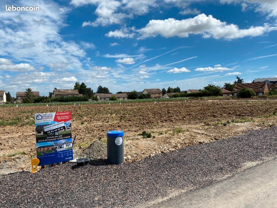 Terrain 685 m² · à Liévin · 91 057 €