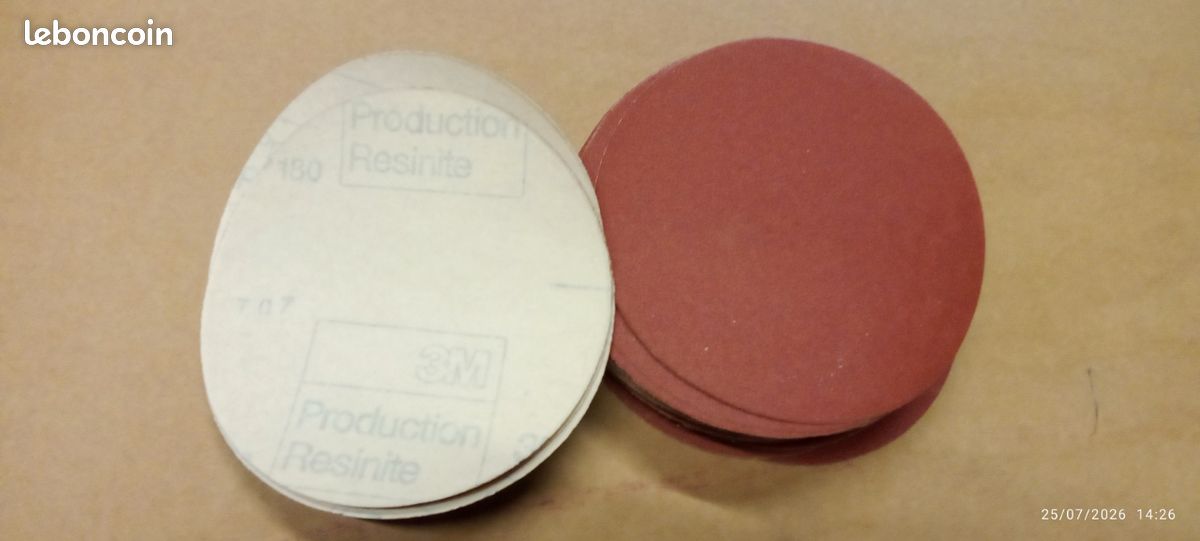 Disque a poncer P180 (image 1)