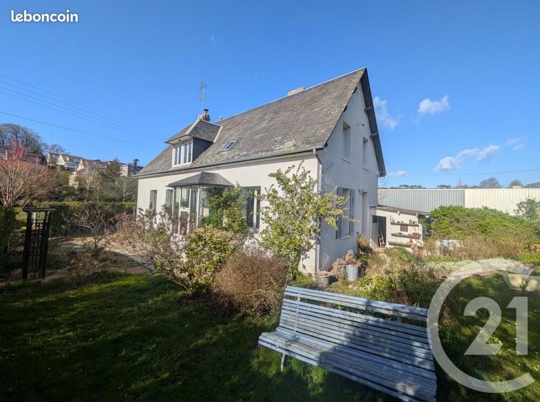 Maison 6 pièces 169 m² · à Saint-Valery-en-Caux · 169 m² · 299 000 €
