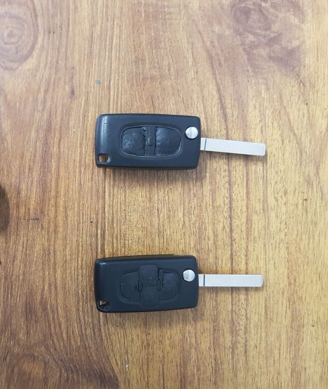 Coque de clé pour Citroen Berlingo avec 2 boutons - Mr Key
