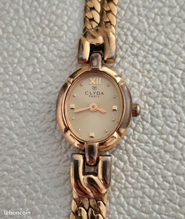 Montre Vintage Femme Clyda – Modèle Ancien à Restaurer (collection)
