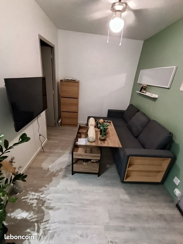 Appartement 2 pièces 28 m² · à Pélissanne · 28 m² · 650 €