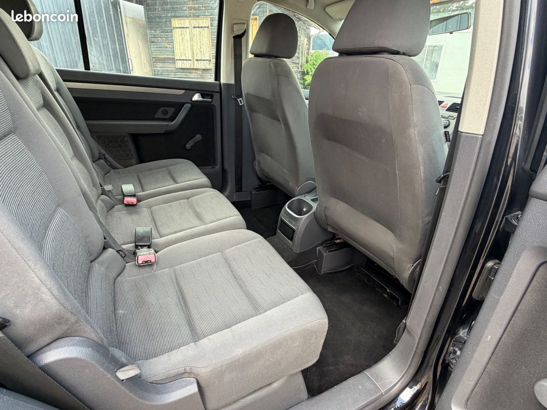 Volkswagen Touran 1.9 TDI Trendline (image 15)