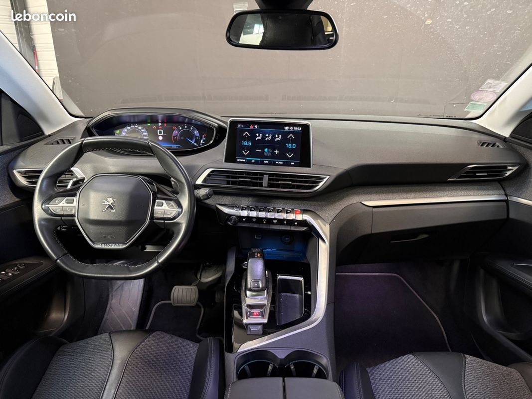 PEUGEOT 3008 1.6 Puretech 180ch SS EAT8 Allure (image 13)