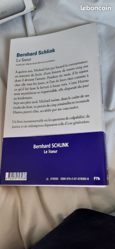 Livre : le liseur (image 2)