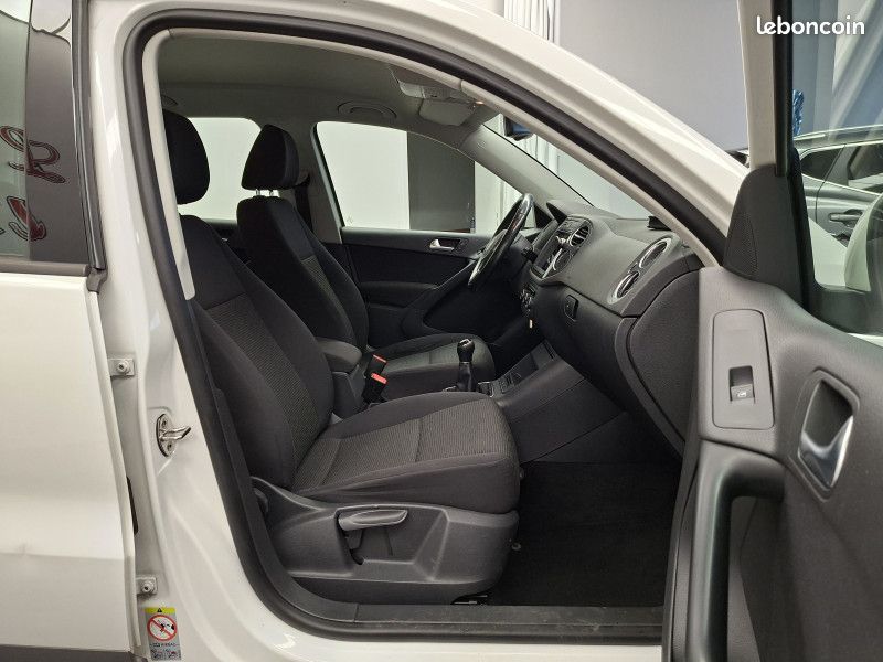 Volkswagen TIGUAN 2.0 tdi 110cv Bluemotion Technologie/Apple Car Play/Caméra/Radar/Régulateur (image 17)