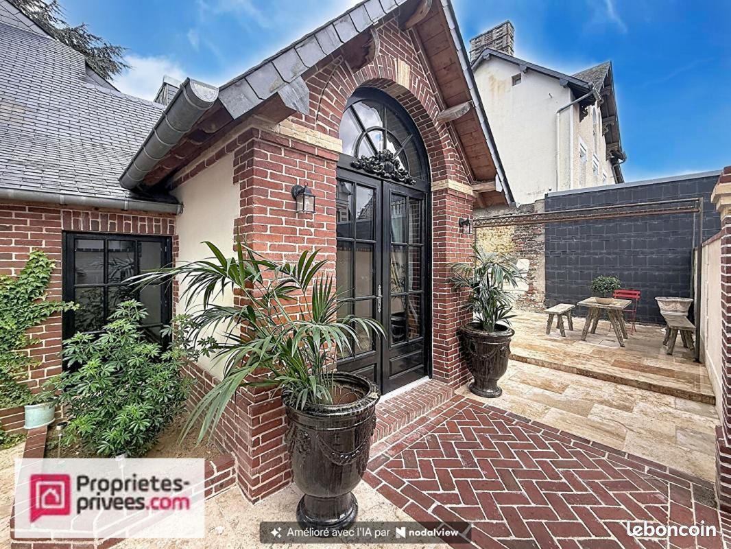 Maison 4 pièces 110 m² · à Pont-l'Évêque · 110 m² · 564 000 €