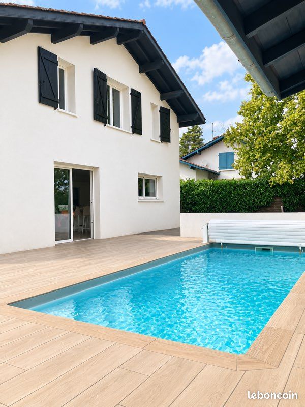 Maison 5 pièces 147 m² · à Bassussarry · 147 m² · 669 000 €
