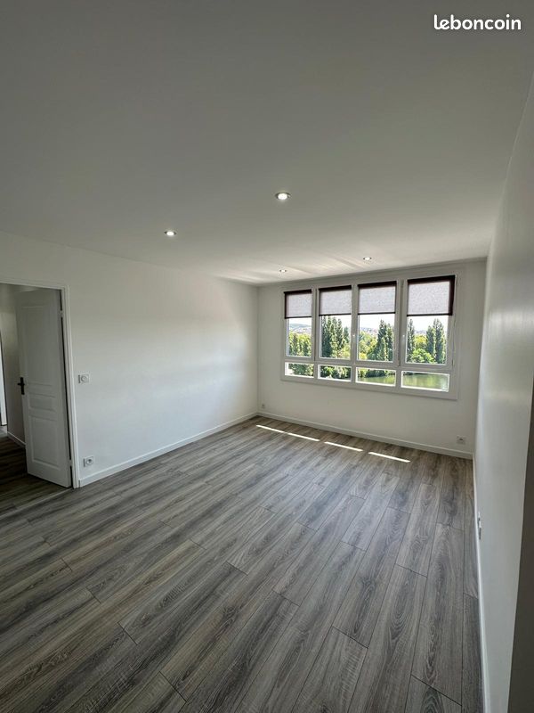 Appartement 4 pièces 70 m² · à Mantes-la-Jolie · 70 m² · 1 300 €/mois
