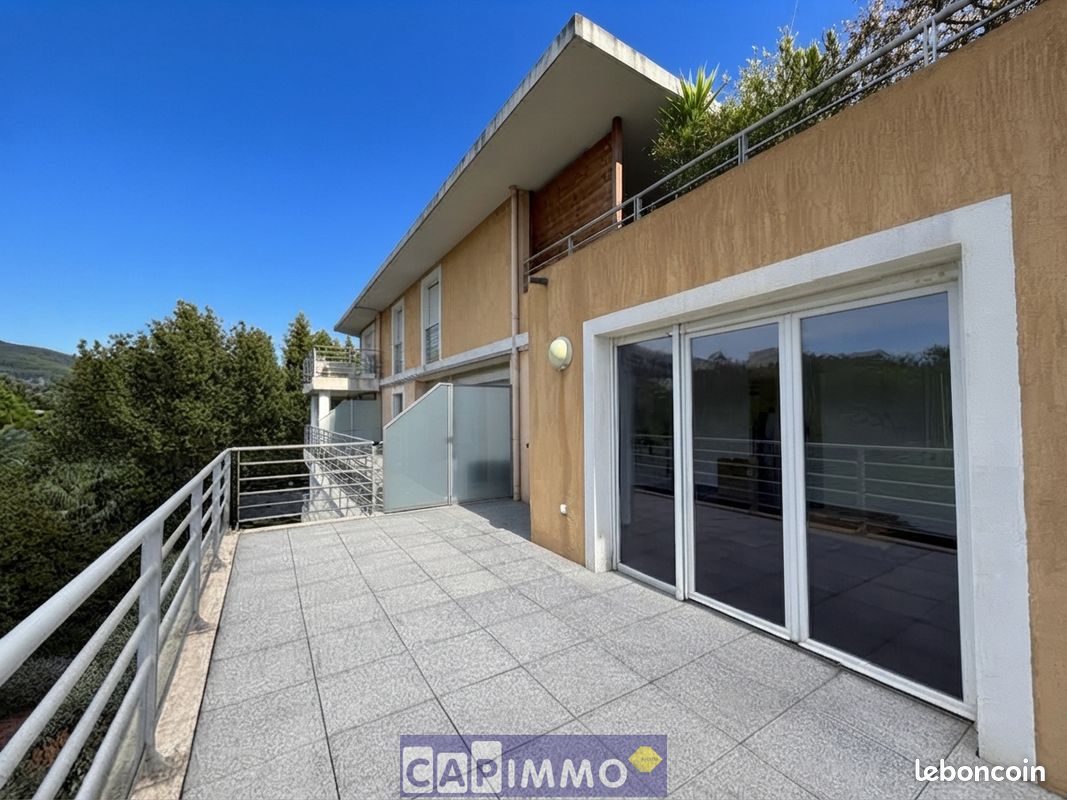 Appartement 2 pièces 47 m² · à La Garde · 47 m² · 890 €/mois