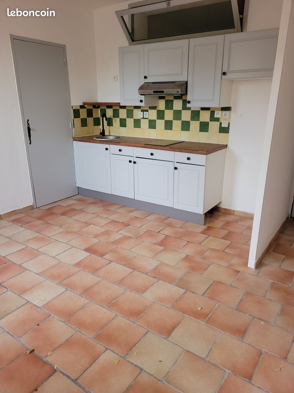 Appartement 2 pièces 27 m² · à Arles · 27 m² · 490 €/mois
