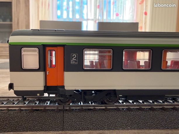 LS MODELS coffret 3 voitures voyageurs CORAIL 40129 NEUF et RARE (n°2
