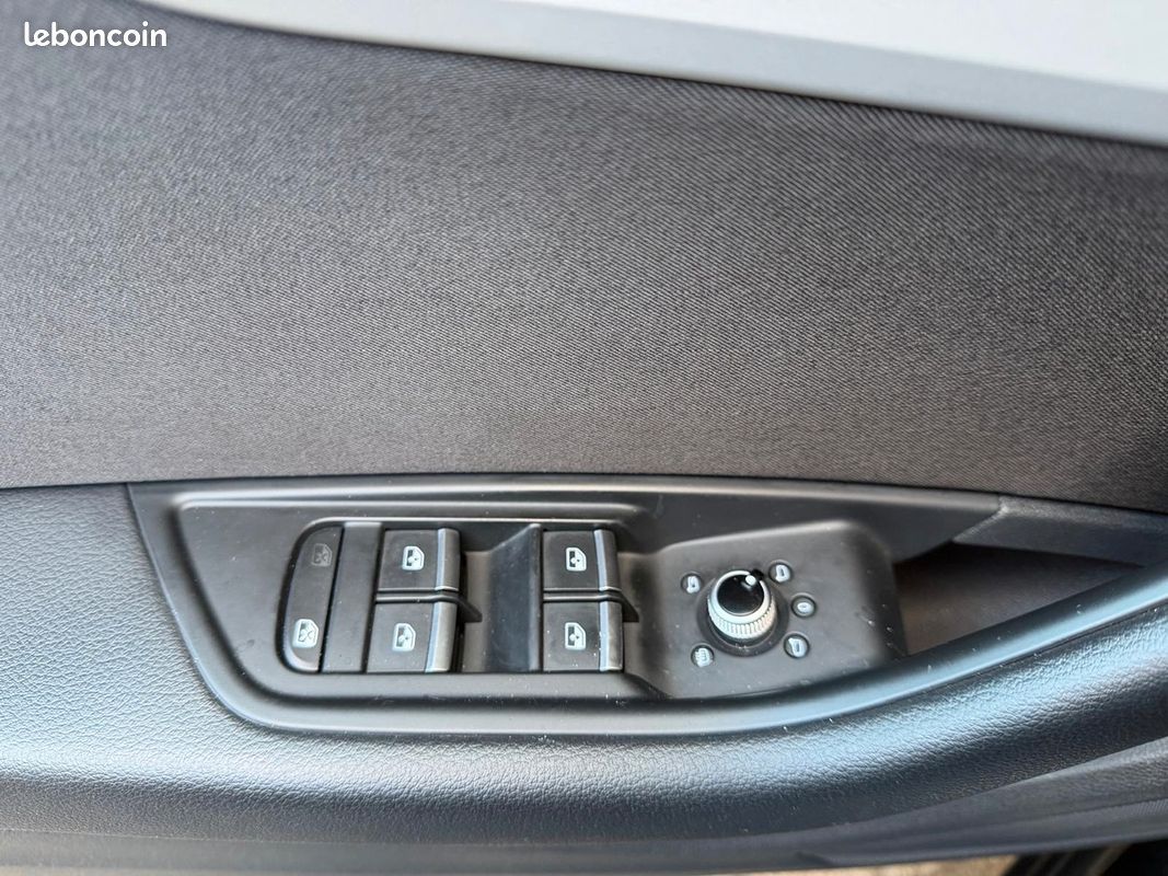 Audi A4 2.0 35 TDI 163 CH "GARANTIE 12 MOIS" (image 7)