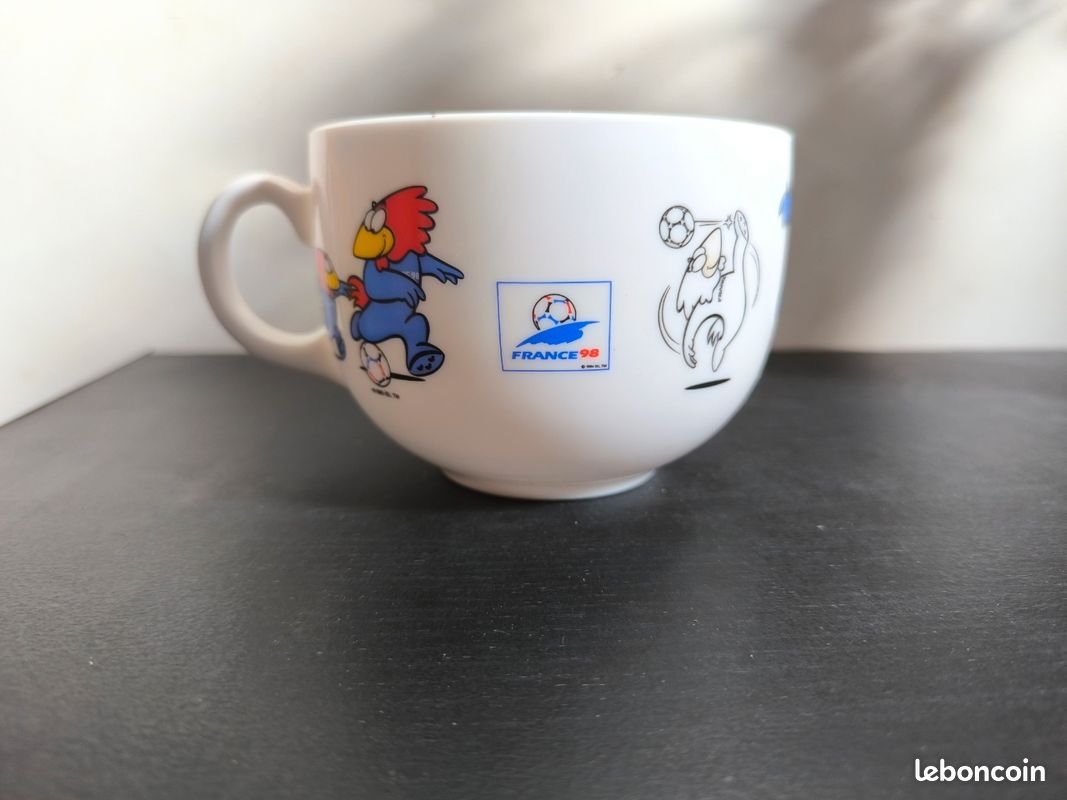 FRANCE ANNÉE 1995 France 98 Coupe du Monde N° 2985** réf 6730 EUR 1,00 - FR FRANCE ANNÉE 1995 France 98 Coupe du Monde N° 2985** réf 6730 EUR 1,00 - FR