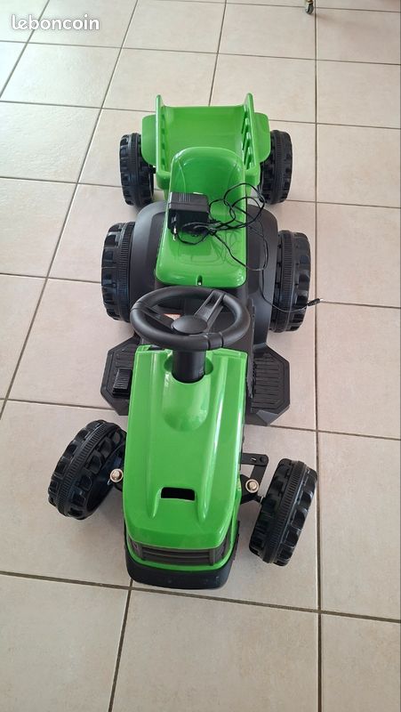Tracteur électrique enfant (image 2)