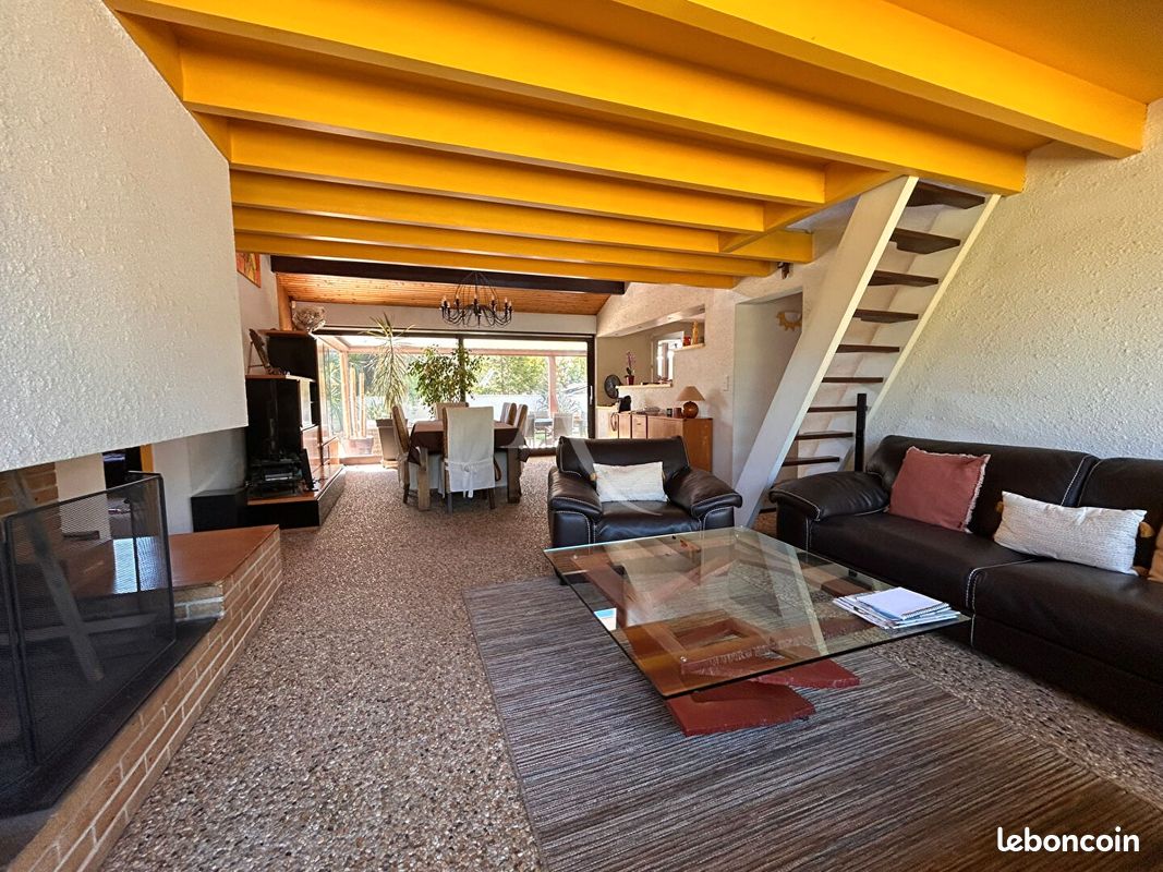 Maison 6 pièces 218 m² · à Saint-Médard-en-Jalles · 218 m² · 880 000 €