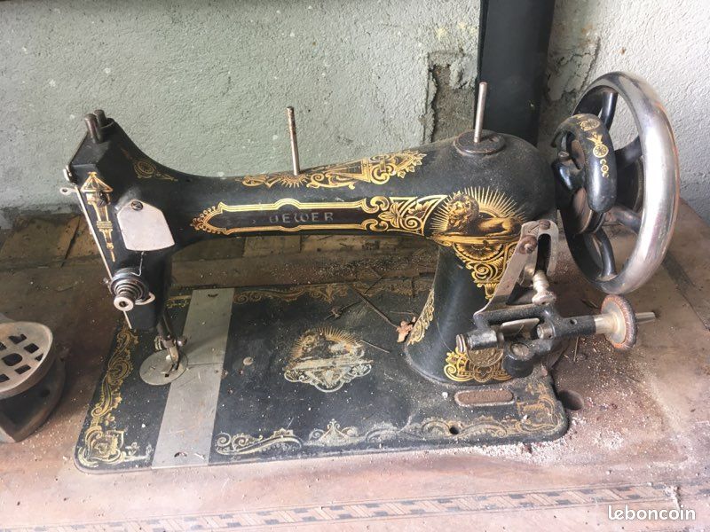 Ancienne Machine à coudre (image 2)