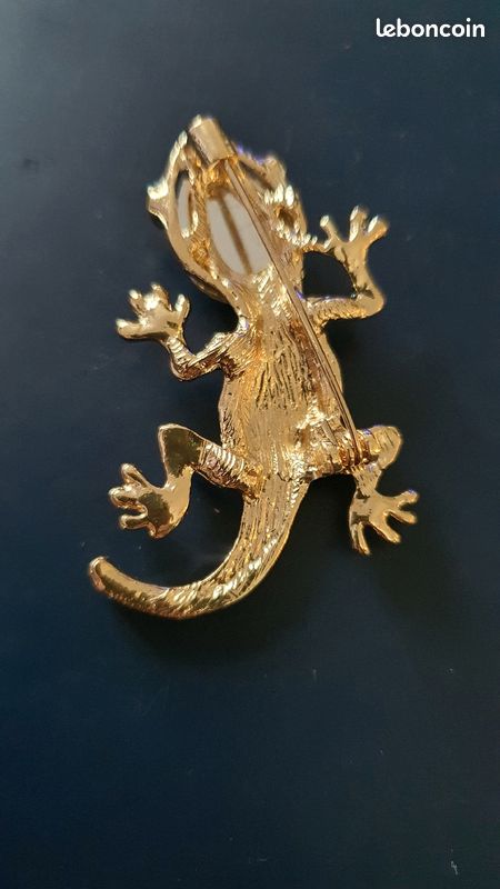 Broche lézard dorée, émail et strass (image 3)