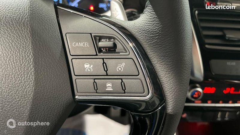 Mitsubishi Eclipse Cross 2.4 MIVEC PHEV 188ch Intense Edition 4WD (image 23)