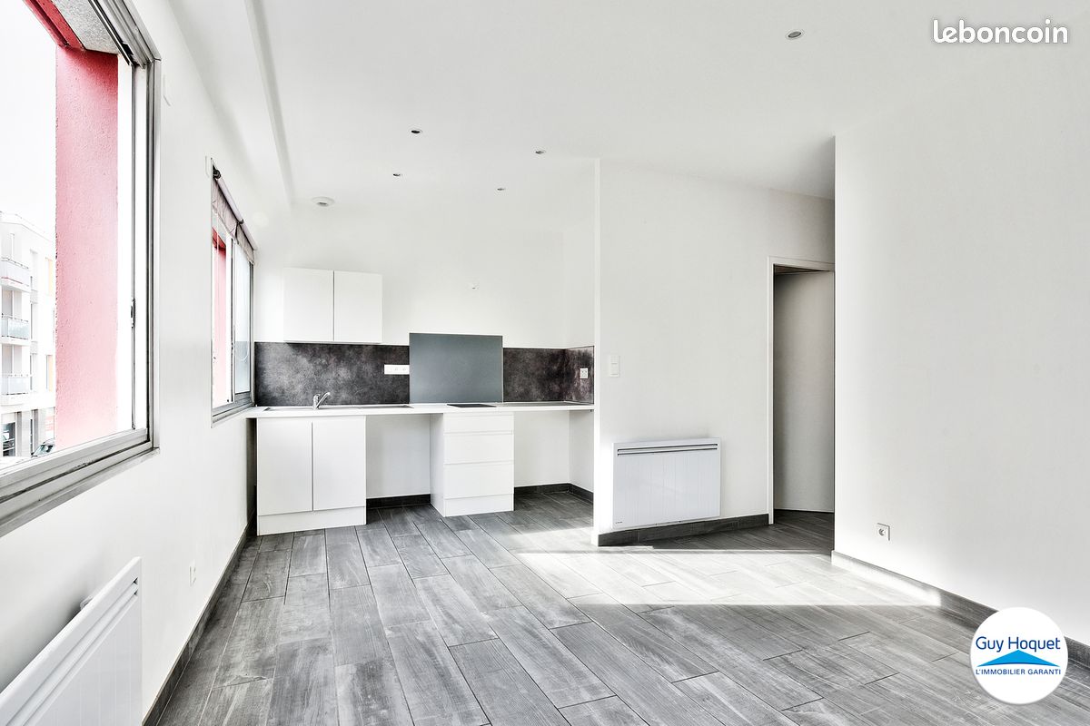 Appartement 2 pièces 42 m² · à Saint-Priest · 42 m² · 850 €