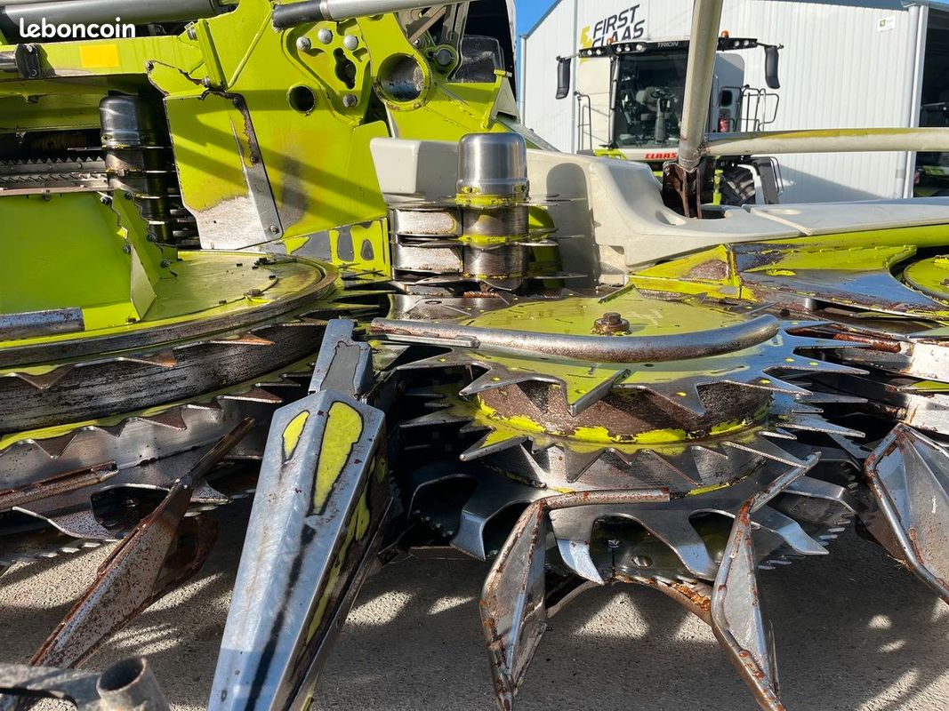 Claas ORBIS 750 3T (image 12)