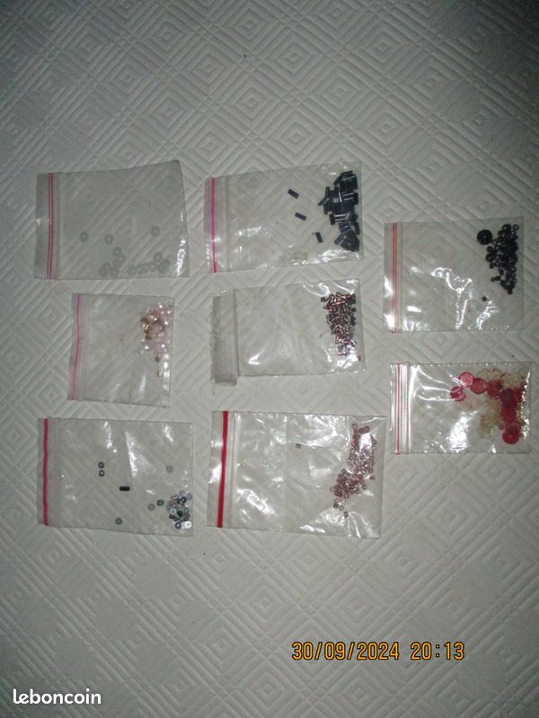 Sachets de strass (image 1)