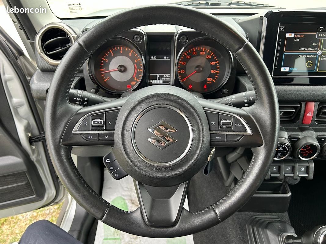 SUZUKI Jimny 1.5 VVT PACK 102 CH - 4 PLACES - ATTELAGE - CARPLAY - ANDROID AUTO - SIEGES CHAUFFANTS (image 10)