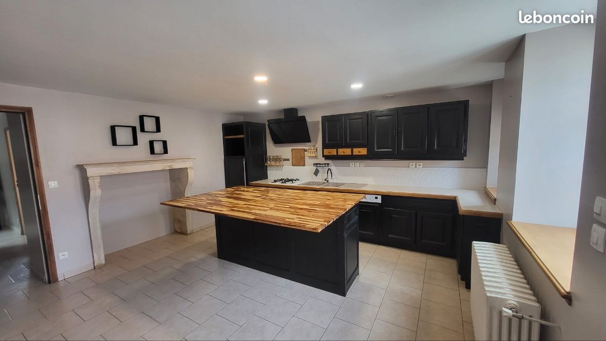 Maison 4 pièces 148 m² · à Champsevraine · 148 m² · 140 000 €