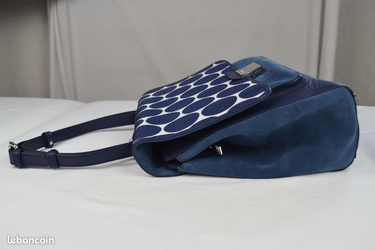 Sac à main cuir lisse et velours bleu avec rabat à gros pois bleu – Etat neuf - Caroll (image 5)