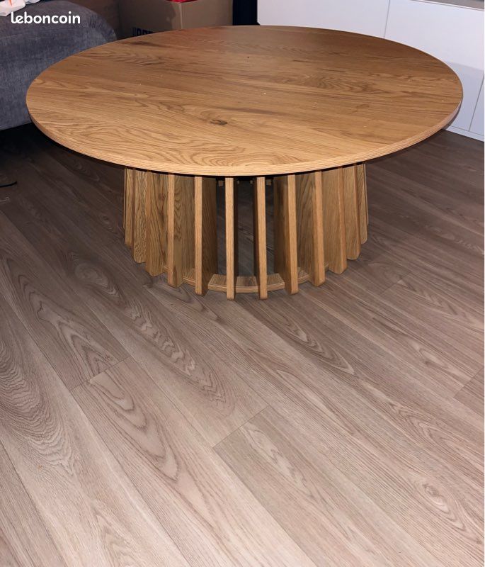 Table basse ronde design effet chêne – État neuf – Facture disponible (image 1)