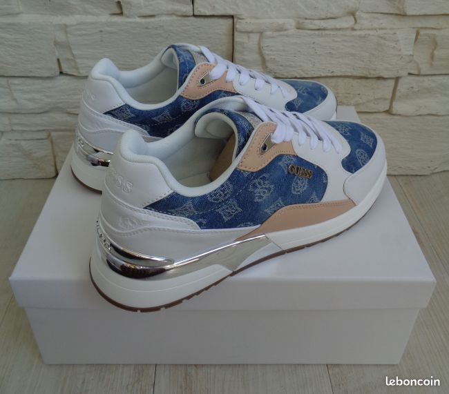 Superbes baskets Guess modèle Moxea20 en jean (image 13)