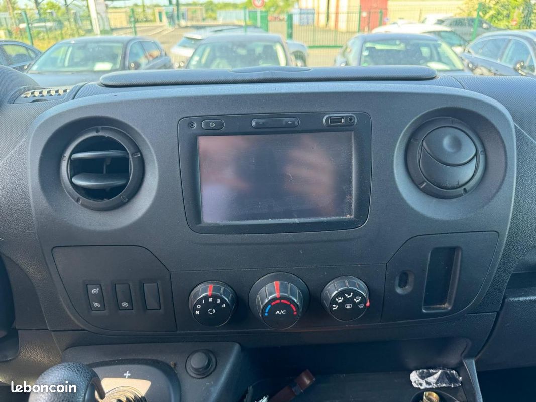 RENAULT MASTER Grand Confort F3500 L2H2 2.3 Energy dCi - 170 III FOURGON Traction PHASE 2 Garantie 6 mois (image 12)