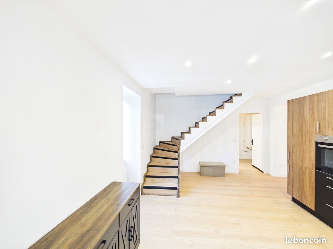Maison 5 pièces 114 m² · à Massongy · 114 m² · 380 000 €