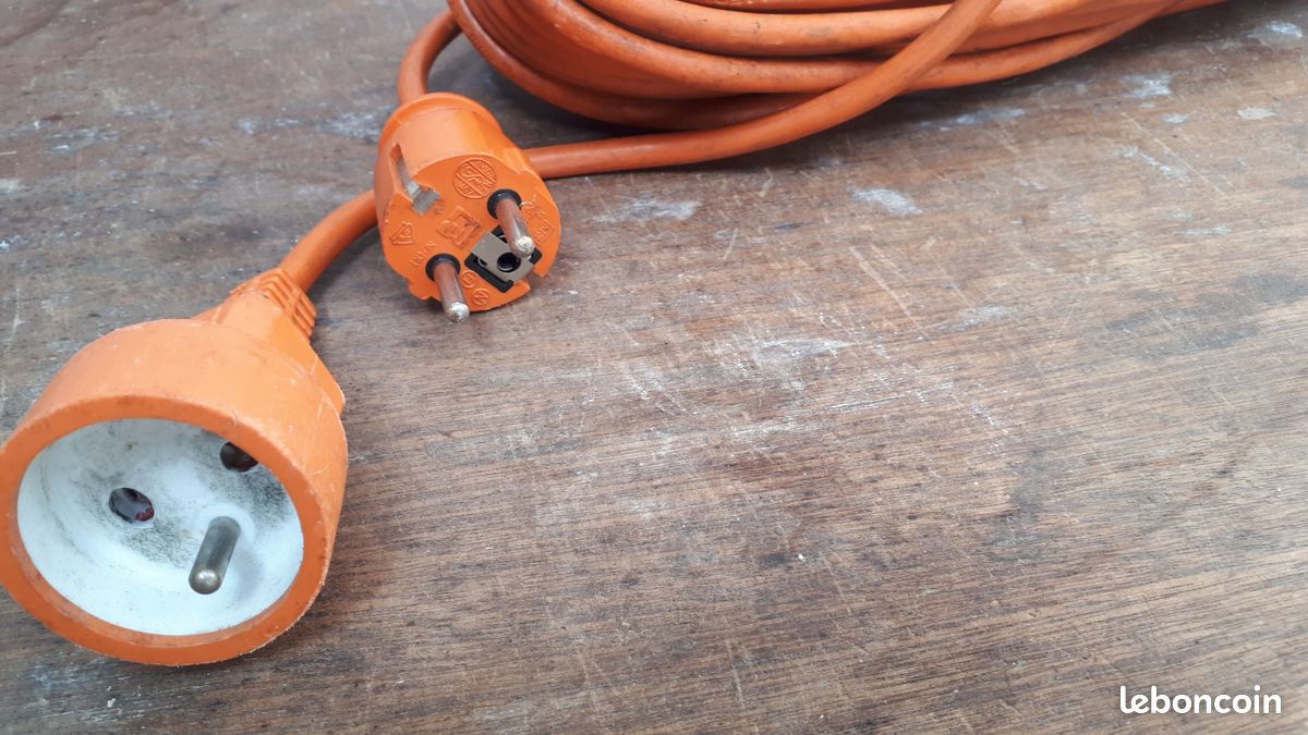Enrouleur avec câble électrique pour Electrolux model EUS8GREEN (Occasion