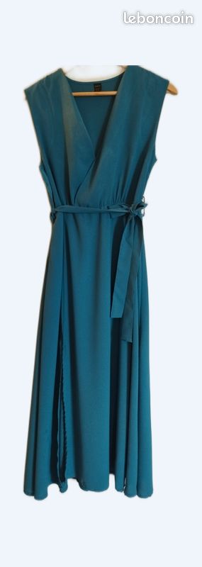Robe longue verte sans manches, T 40 (image 1)