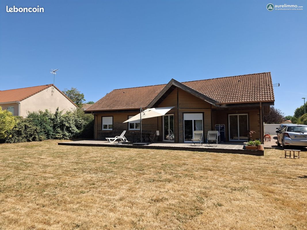Maison 5 pièces 120 m² · à Montmarault · 120 m² · 163 240 €