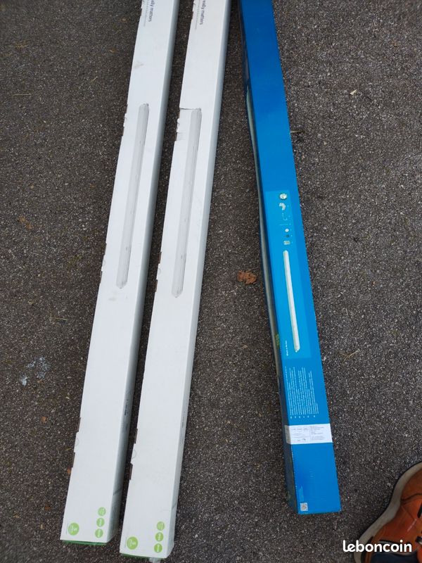Luminaire étanche led (image 1)