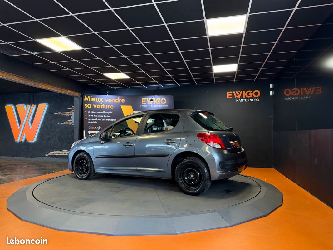 PEUGEOT 207 1.4 VTI 95 ACTIVE / CLIMATISATION / EMBRAYAGE NEUf (image 25)