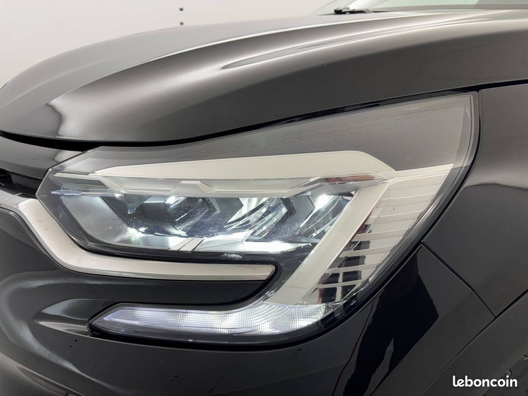RENAULT Captur E-Tech 145 - 21 Business (image 26)