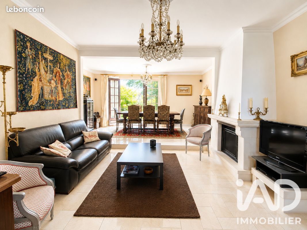 Maison 8 pièces 164 m² · à Rambouillet · 164 m² · 520 000 €
