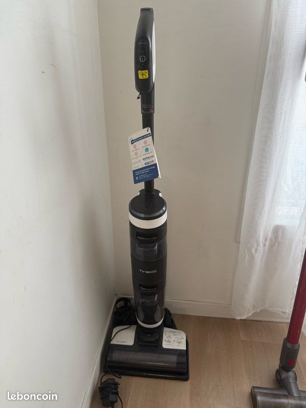 Aspirateur Tineco S3 Noir/Blanc – Presque Neuf – Sans Emballage