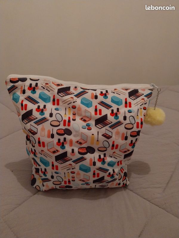 Trousse de toilette (image 1)