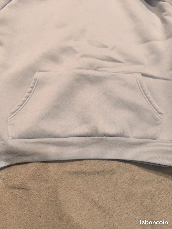 Sweat à capuche bleu clair taille L très bon état (image 6)