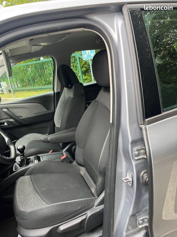 C4 SPACETOURER / 1 er Main / 2019 / Diesel / Rien a Prévoir / Ct Ok / Garantie (image 5)