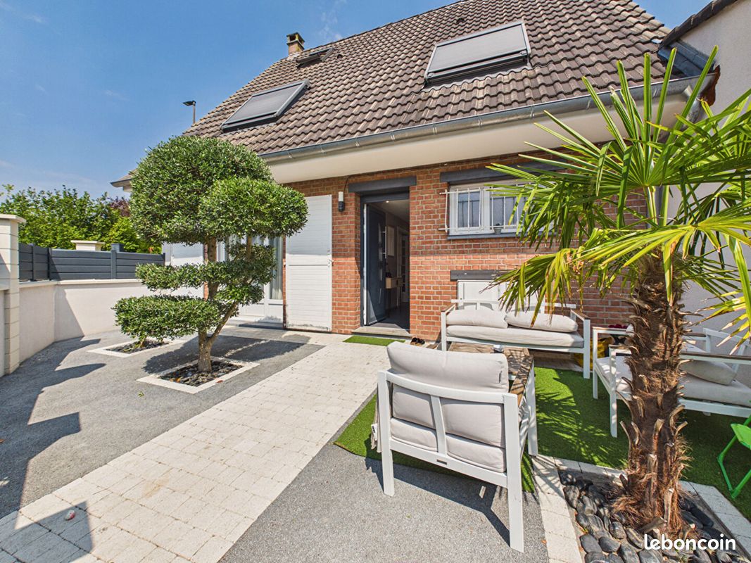 Maison 6 pièces 123 m² · à Amiens · 123 m² · 244 300 €